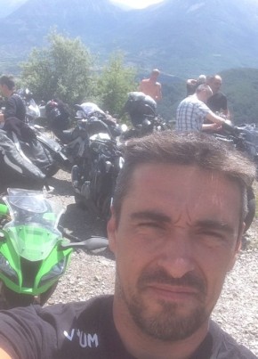 David , 48, République Française, Brive-la-Gaillarde