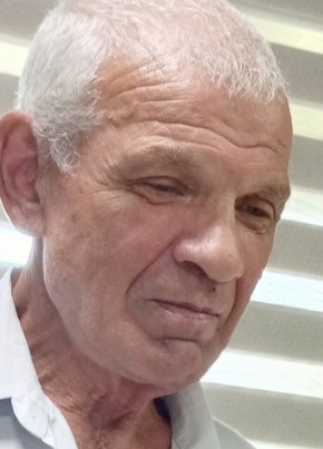 Иван из Тольятти 66 лет