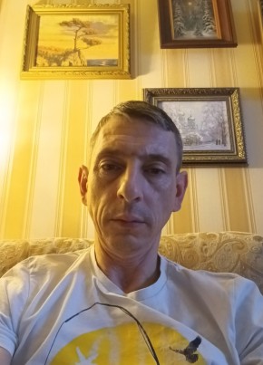 Роман из Владимира 46 лет