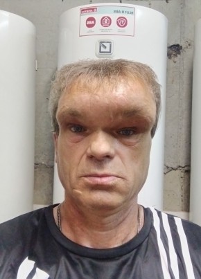 Андрей Печерских из Орёла 51 год