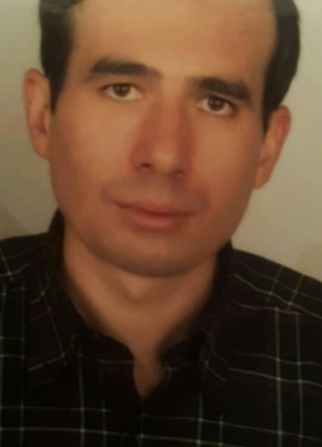 TARKAN, 39, Türkiye Cumhuriyeti, Ankara