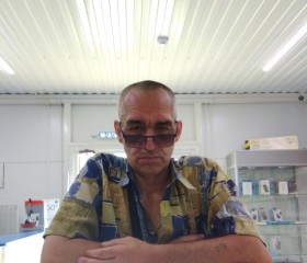 Konstantin, 54, Novoshakhtinsk