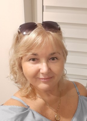 Марина, 59, Россия, Санкт-Петербург