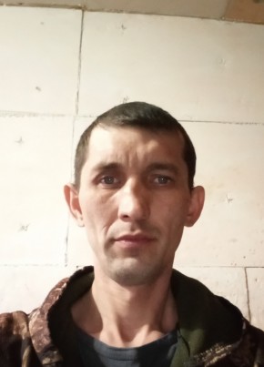 Максим, 33, Россия, Мамонтово