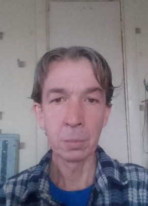 Константин из Пскова 53 года