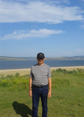 Виктор, 49, Россия, Усть-Уда
