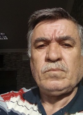 Ahmet, 70, Türkiye Cumhuriyeti, İstanbul