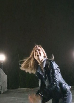 Анастасия из Камышина 25 лет