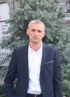 Андрей из Екатеринбурга 41 год