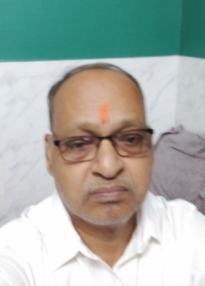 Ghobade, 53, India, Delhi