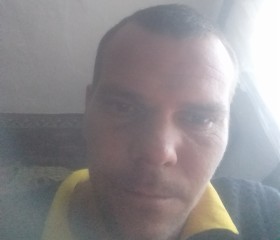 Turturean  Dumit, 26, Suceava
