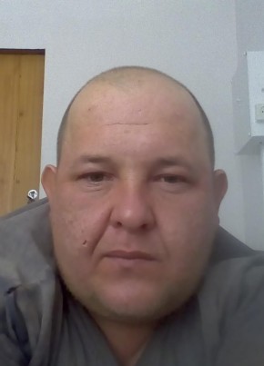 Максим, 38, Россия, Батуринская