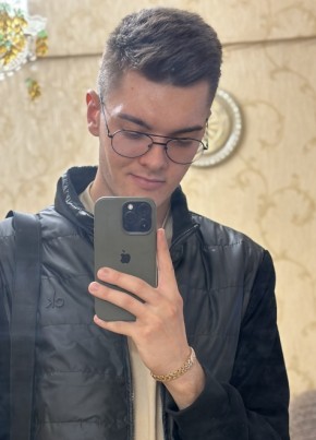 Pavel, 21, Russia, Bryansk
