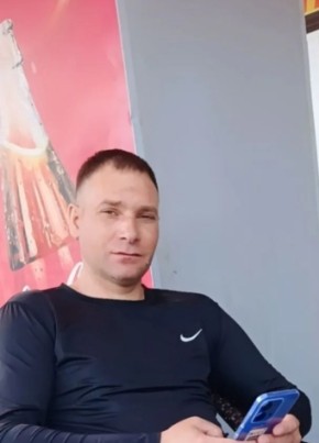 Андрей из Поронайска 39 лет