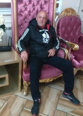 Rade, 59, Россия, Новоаннинский