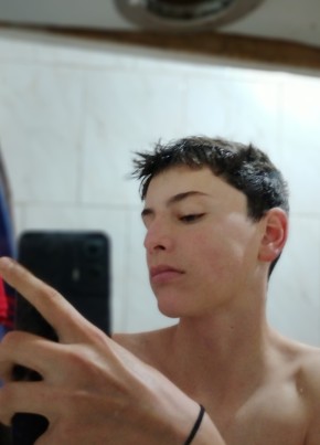 Gonzatti Eduardo из Santa Cruz do Sul 18 лет