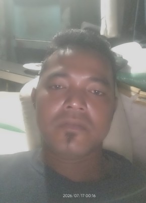 Mayus efendi из Kota Tasikmalaya 26 лет