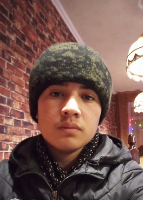 Дурбек Ганиев, 19, Россия, Артёмовский