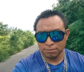 Santos, 37, Cancun