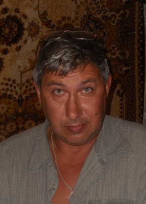 юрий, 57, Россия, Саратов