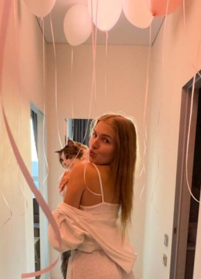 Полина из Тольятти 27 лет
