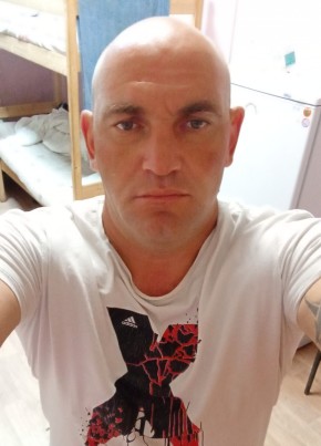 Александр, 36, Россия, Курчатов