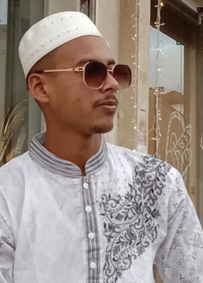 Miraz Islam, 18, المملكة العربية السعودية, خميس مشيط