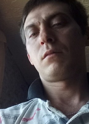 Иван, 35, Россия, Маслянино