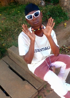 Geemoh, 21, Malaŵi, Blantyre
