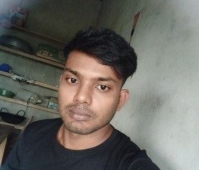 Md.Ayub khan, 30, Par Naogaon