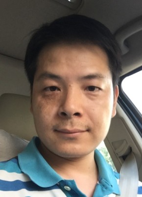 zhong, 44, United States of America, Oakley