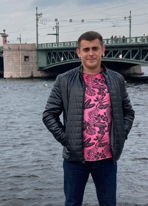 Roman, 36, Россия, Псков