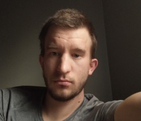 Kyle , 29, Pembroke