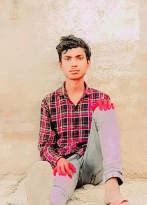 Gorav, 18, India, Delhi