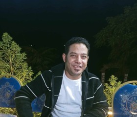 كريم, 39, Banha