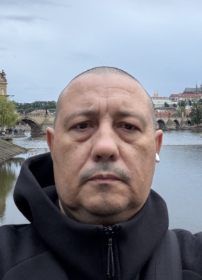 Олег из בת ים 45 лет