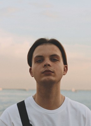 Иван, 21, Россия, Гатчина