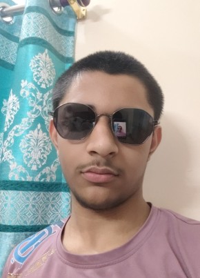 Krishna yadav, 18, India, Durgāpur (State of West Bengal)