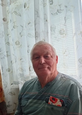 Алексей Непомнящ из Тюмени 69 лет