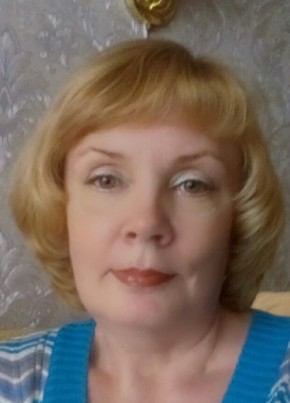 Ирина, 59, Россия, Саратов