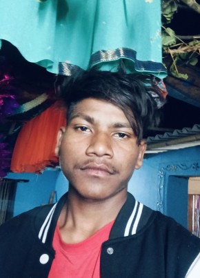 Sadlal hembram, 18, India, Patna