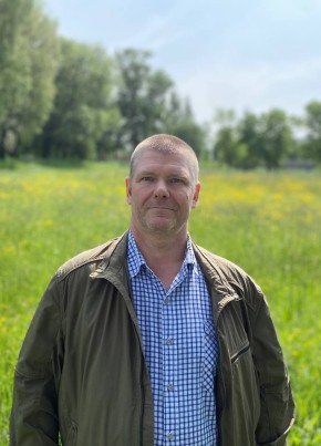 Vitaliy, 57, Russia, Saint Petersburg