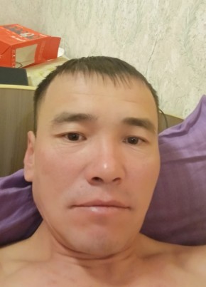 Хусанбай Шарапов, 40, Россия, Сургут