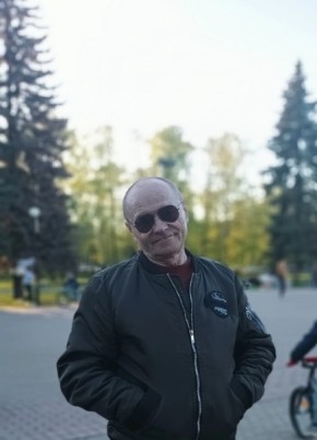 Александр из Ижевска 46 лет