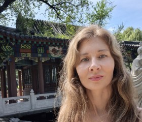 Maria, 42, Shanghai