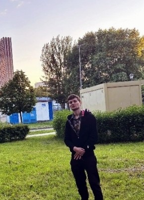 Александр из Москвы 27 лет