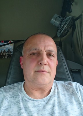 Philippe, 55, République Française, Amiens