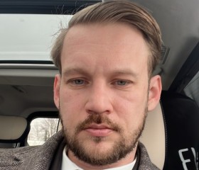 Yaroslav, 35, Saint Petersburg