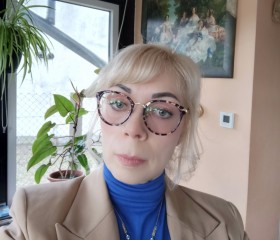 Elena, 60, Berlin