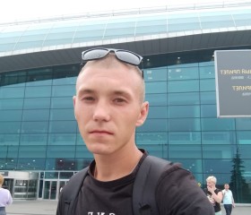 Александр, 23 года, Донецьк